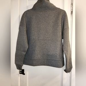Banana republic sweat shirt